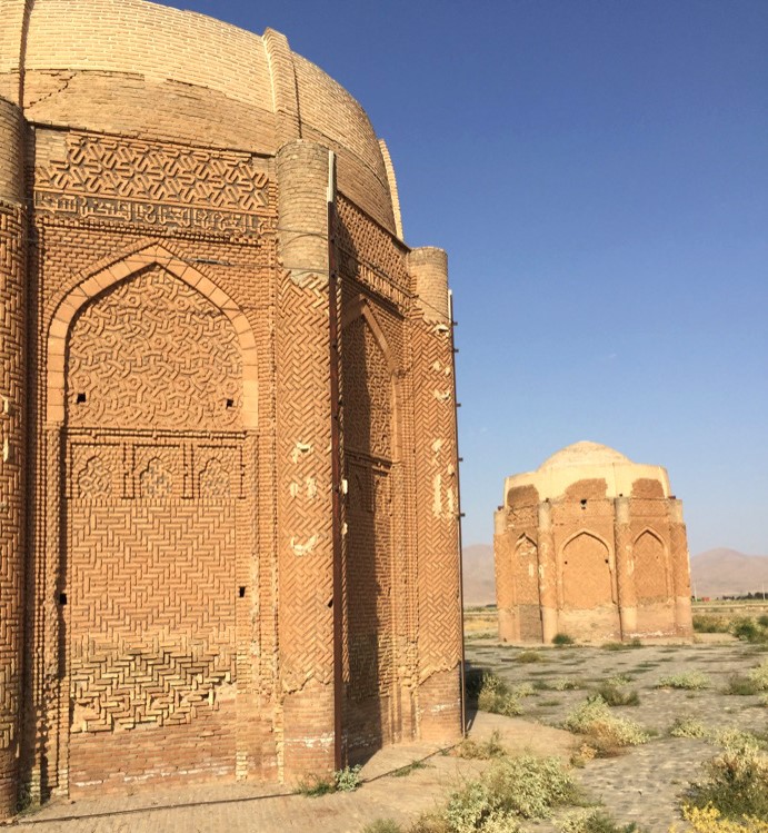 برجهای خرقان قزوین نمونه معماری آجری سلجوقیان