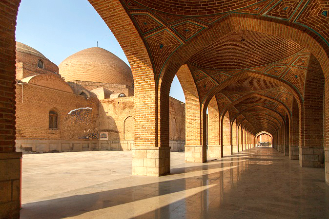 دلایل محبوبیت آجر در معماری ایرانی و تاریخچه آجر