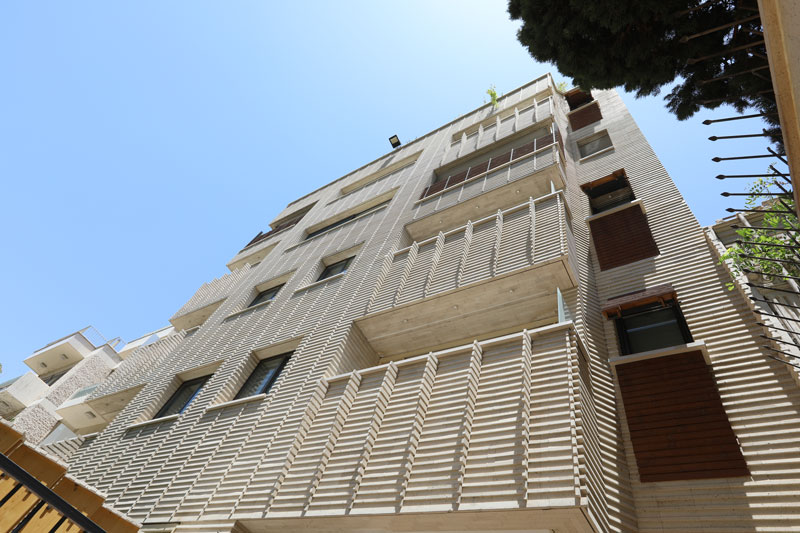 چیدمان آجرنما آبشاری